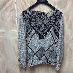 Alfani Black and White Graphic 3/4 Sleeve Blouse